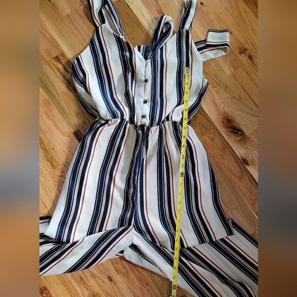 Sienna Sky Striped Jumpsuit Tie Back Medium - Picture 8 of 9